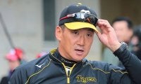 監督退任から7年…阪神“アニキ”の「オーラ半端ない」　OB豪華3Sに虎党歓喜「最高の並び」