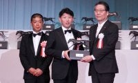 JRA賞最優秀4歳以上牝馬のスタニングローズ 吉田俊介代表「その血をこれからも繁栄させてほしい」