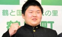 木造高校の神選手、大相撲の西岩部屋に入門　町長に報告、抱負を語る