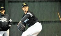 ソフトバンクの激しい開幕ローテ争い　移籍の上沢直之「勝たないと」
