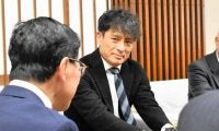 日本サッカー協会の宮本会長が高知訪問「高知ユナイテッドに期待」