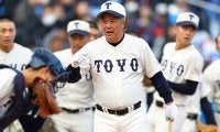 「このユニホームで甲子園に」　母校導く東洋大姫路・岡田監督