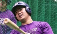 元プロ野球選手の父を持つ「みちのくのスラッガー」　花巻東・古城