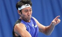  内山靖崇 シード撃破し予選決勝へ 