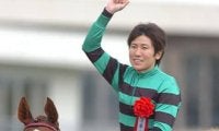 名トレーナーの騎手時代を知っていますか？ 東西で54名いる元ジョッキーの調教師