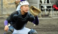 外野手→捕手に転向して開花　滋賀短大付の投手陣を支える4番打者