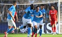 ルカク&ラスパドーリの2トップ揃い踏み弾でフィオレンティーナを圧倒したナポリが6戦ぶり勝利、首位インテルを1pt差で追走【セリエA】