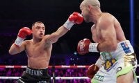 背後から蹴りが波紋…井上尚弥戦を狙うフェザー級王者の“蛮行”に母国メディアも嘆き「ドヘニーが震えながら倒れ込んだ」