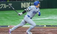 大谷翔平、今季初マルチ　第5打席で二塁打→4点目のホーム踏む…ヒップロックで笑顔