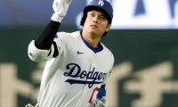 「流石にうんざり」大谷翔平の凱旋弾に議論百出！ ビデオ検証後の本塁打判定に米メディアが猛反発「明らかなファンの妨害」