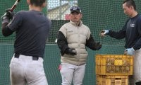 山梨学院「鬼の部長」が名将の言葉で気づいたこと　センバツ