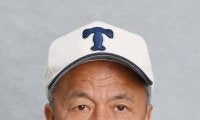 「感無量」東洋大姫路・岡田監督、母校監督として校歌　センバツ