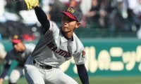 浦和実変則左腕が常時120キロ台の速球で完封！女房役が語る打たれない理由【センバツ】
