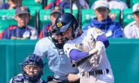 「ありがとうな」聖光学院と常葉大菊川、無失策の延長戦称え合う握手