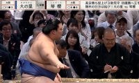 大の里、懸賞の“分厚さ”が圧倒的 納得の本数も「この懸賞はでかい」反響大きく 春場所では“相撲ドリーム”と懸賞がたびたび話題に