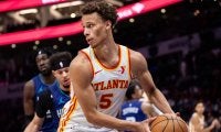 ホークスのダイソン・ダニエルズがNBA史上最年少で1シーズン200スティール超え