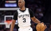 キャリア20年目、スパーズのクリス・ポールがチーム最長の合計出場時間を記録中