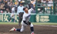 センバツ決勝で\"超異例\"の継投！カウント2ー2からリリーフ登板→1球で三振斬り！采配的中で横浜がピンチ切り抜ける！【センバツ】