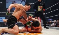【RIZIN.50】セコンドの平本蓮が早々に“敗因分析”か……赤田プレイボイ功輝、ダウンを奪い合う“流血マッチ”も魚井に敗れ2連敗
