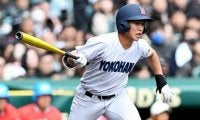 打線つなぎ活躍、横浜・奥村凌大選手　「夏で勝ってこそ本物」