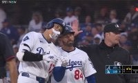 大谷翔平の劇的サヨナラ弾でドジャースが開幕8連勝…守備で精彩欠くも5点差をひっくり返す大逆転劇で連勝伸ばす