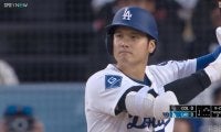 振らされた…？大谷翔平、まさかの3球三振に“むすー” 不満げな表情を浮かべた瞬間「ぷんぷーん」「なんか顔違う」