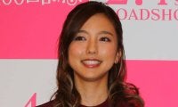 ｢真野ちゃんの子どもが……｣元サッカー日本代表の鹿島MF柴崎岳の美人アイドル妻、“お泊まりディズニー”で｢じーんとしちゃった｣