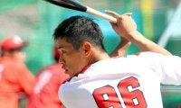 広島・中村奨成がチームに勢い　今季初1番の起用で3季ぶり3安打