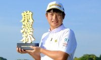 「17番で奇跡的なバーディがとれた」プロ13年目の小西たかのりが初優勝 今平周吾を1打抑える