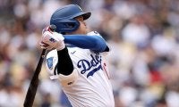 大谷翔平、弾丸二塁打で2試合連続安打　復調の気配あり…待望の“パパ1号”に期待