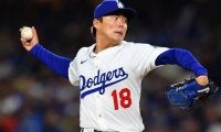 MLBトップの「1.06」の衝撃　“生ける伝説”カーショウが語った山本由伸の“進化”「本当に簡単に見せる。最高の投手だ」