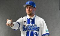DeNA・バウアーがサイヤング賞の本領発揮か！”新相棒”と抜群のコンビネーションで来日初完封達成！