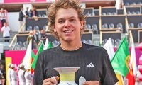  20歳 苦手クレーで初優勝 