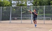 「第9回むさしの村ジュニアテニストーナメント：5月」の14歳以下男子は島田隼、女子は中川苺が優勝
