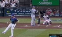 一体、何が起きた… 大谷翔平が打席で困惑？“まさかの展開”に　相手投手が仕掛けた“禁断のプレー”に球場騒然