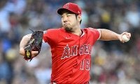 菊池雄星、9先発目も初勝利ならず　自ら痛恨失策…6回4失点で降板、防御率3.72