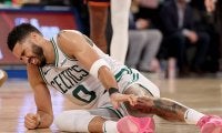 セルティックスのジェイソン・テイタムが右アキレス腱を断裂…チームもPO敗退の窮地に