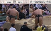 力士と力士が初めての“共同作業”　土俵下の審判長と激突で“あわや”も…突如の超ほっこりシーンに反響「かわええ」