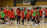 バスケ女子日本代表強化合宿がスタート…ゲインズ新HCは「共通理解を深め、全員で成長していく時期」と位置づけ