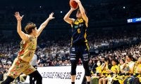 宇都宮が3年ぶり3度目のBリーグ優勝…比江島V弾、劣勢を跳ね返し琉球に逆転勝ち
