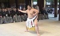 「貫禄ハンパない」「いい人すぎ」新横綱・大の里、奉納土俵入りで“太刀持ち”の高安にファン熱視線