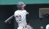 仙台育英はドラゴンズjrから評判の1年生スラッガーが2安打の活躍！名城大付戦も1年生2人がスタメン