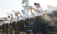 甲子園ブラスバンドフェスが開幕、ライブ配信も　夏空に応援の響き