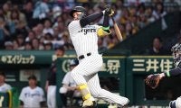 阪神・森下翔太の9号3ランで逆転　オリ宮城は呆然…値千金の豪快弾に甲子園騒然