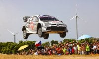 WRCサルディニア：トヨタのセバスチャン・オジエは首位を堅守して最終日へ