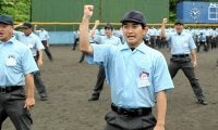 高校野球、夏の大会に向けて正確な判定技術磨く　八王子で審判講習会