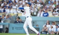 大谷翔平、2打席連続の大飛球に観客“一喜一憂”　歓声→ため息に…米注目「ほぼHRを2本」