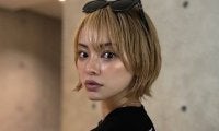 ｢美人界の日本代表｣噂の美人すぎるW杯サポーター、金髪ロング＆露出度高めのギャルビジュに｢安室ちゃんみたい｣｢ガチ美人過ぎる｣