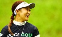 鬼頭さくらと上久保実咲が首位 成田美寿々は4位で最終日へ／国内女子下部