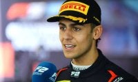 角田裕毅の立場を脅かすリンドブラッドのF1デビューはいつ⁉　現実的なのは“サマーブレイク後”のローソンとの交代か